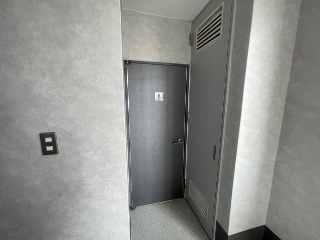【トイレ】 | 本厚木マイビル | 男女別共用トイレ