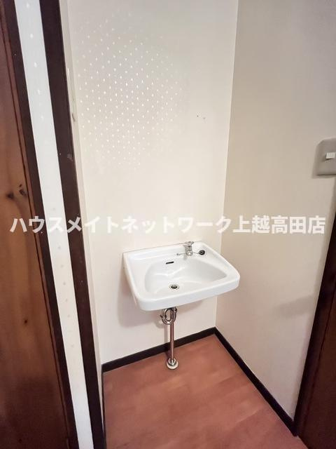 メゾンアイリスの洗面所|洗面台