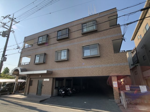 パステル新堂の外観