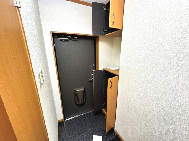 グランシャリオ一色の玄関