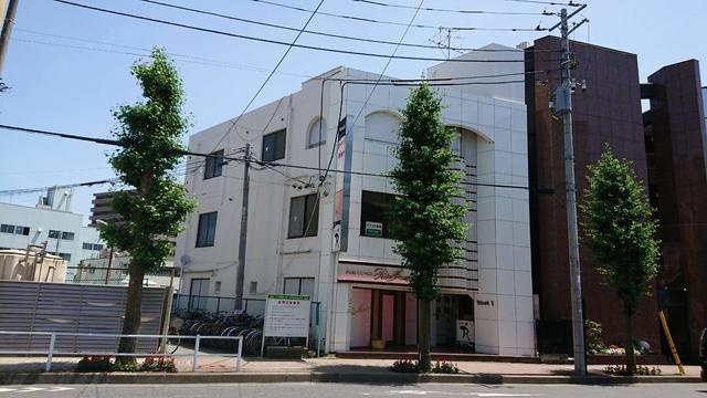 ウエストワンビル