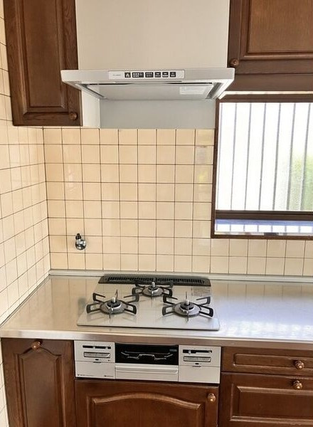 名東区高針４丁目戸建Ａの居間・リビング