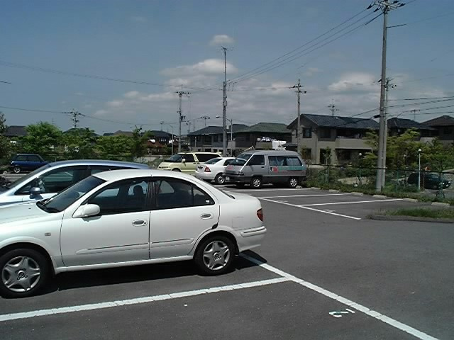 神功モータープール