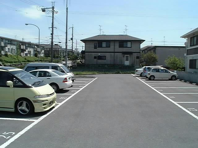 神功モータープール