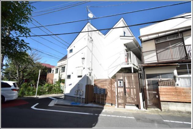 トモイエレジデンス中野の外観
