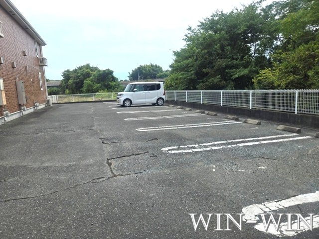 アレーナの駐車場