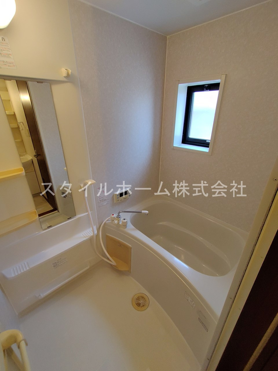 スクエアヴィレッジEの浴室