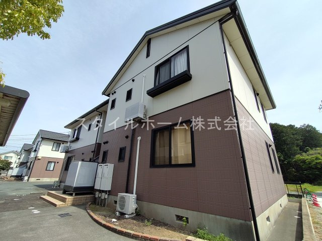 スクエアヴィレッジEの外観