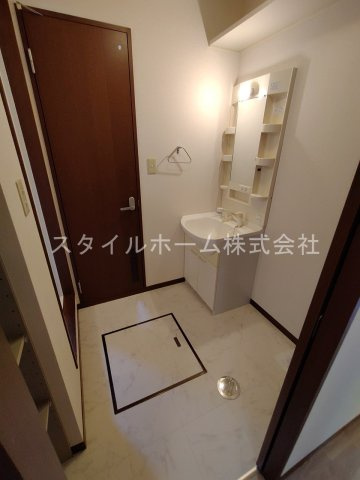 スクエアヴィレッジEの洗面所