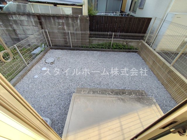 チャルカ・T の庭