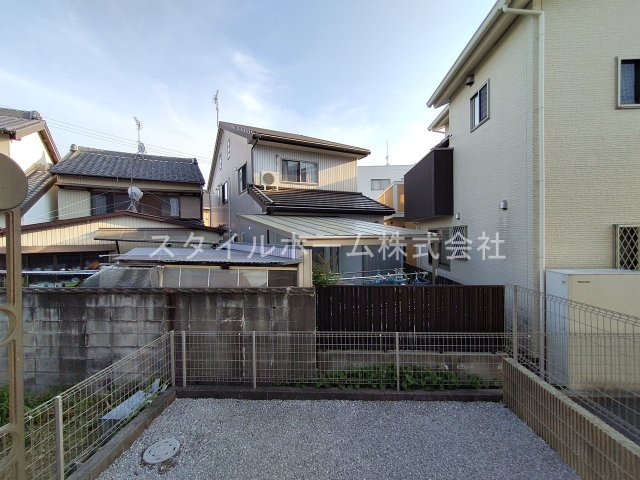 チャルカ・T の駐車場