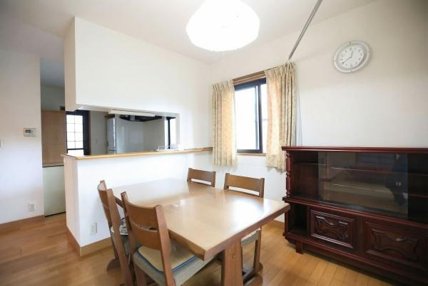 公園通り1丁目　中古の居間・リビング|2面採光で日当たり・風通し良好♪