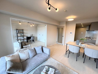 【居間・リビング】 | デ・リード宝塚リバービュー | リビングダイニング