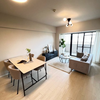 【居間・リビング】 | デ・リード宝塚リバービュー | リビング