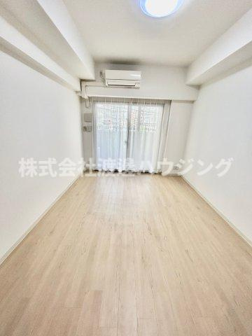 グランシス江坂の寝室