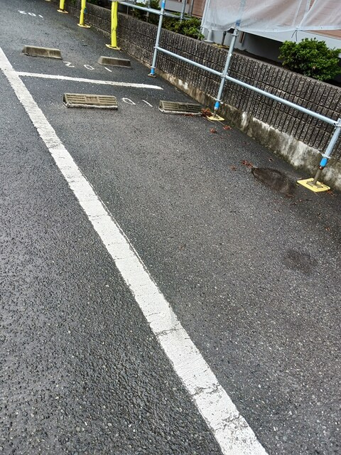 ネオクレドールの駐車場