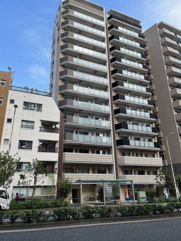 AXAS新宿タワーズウエストの外観