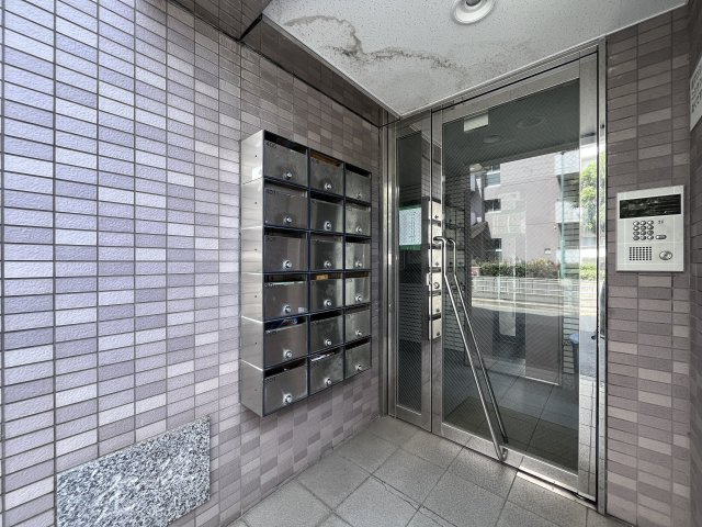 ケイズハイツのエントランス