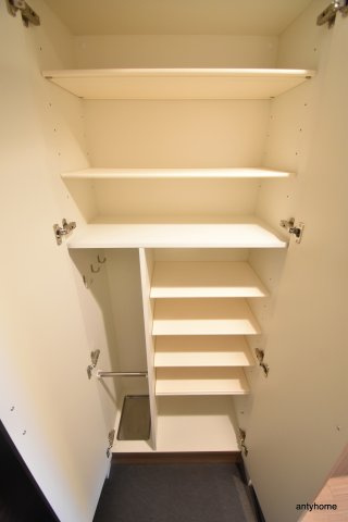 プレサンス新大阪ザ・シティ　仲介手数料無料の収納