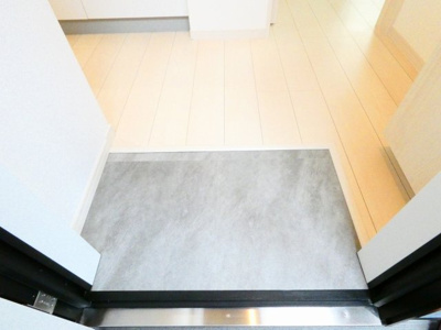 【玄関】 | メイクスR道徳公園Ⅰ