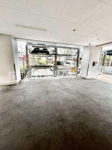 Gran Verde江坂の駐車場