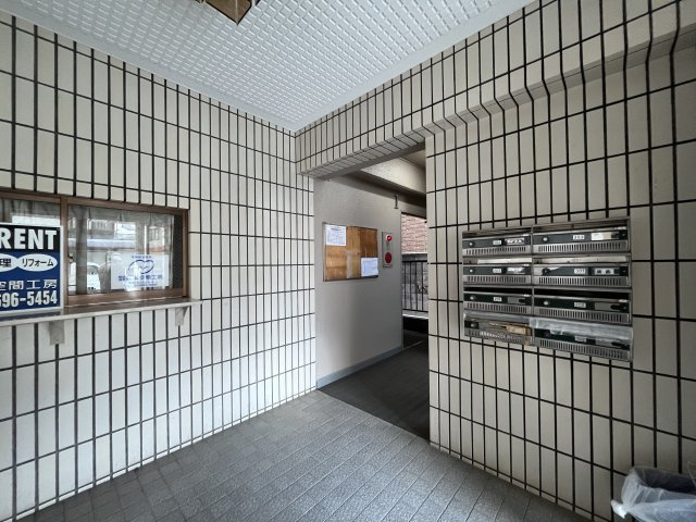 サンシャイン長居のエントランス