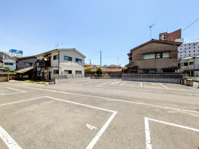 【駐車場】 | シャーメゾン・キュプラ | 駐車場があるので、車を買う予定の方も安心です