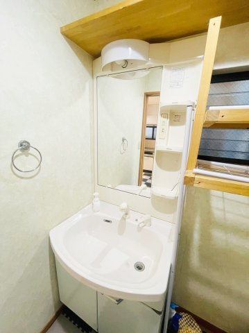 梅津林口町の独立洗面台