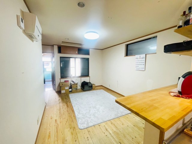 梅津林口町の居間・リビング