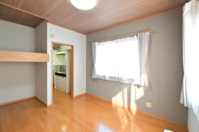 【洋室】 | パレスちとせ | きれいな洋室です