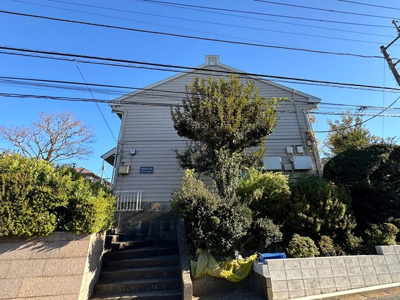 【外観】 | ウエストヒルズ | 東急田園都市線「宮崎台」駅まで徒歩圏内！人気のテラスハウスです☆小学校が近くてお子様のいるファミリーさんには嬉しい立地です♪