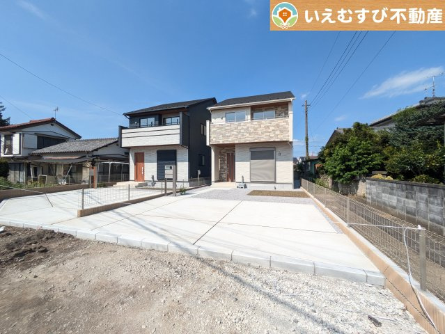 BLOOMING GARDEN　本庄市東台1丁目の駐車場|2台駐車可能なスペース完備
しっかり舗装してある駐車スペースで天気が悪く足元が悪い日でも乗り降りしやすい♪