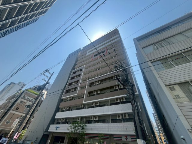 セレ二テ心斎橋グランデの外観