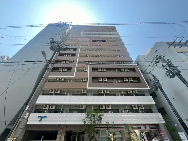 セレ二テ心斎橋グランデの外観