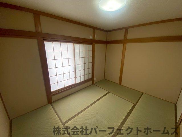 出屋敷元町2丁目戸建の和室|和室がひろがる居住スペース