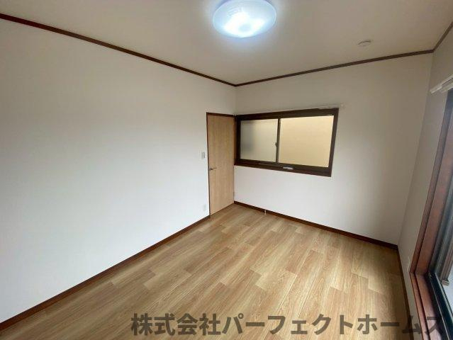 【寝室】の画像