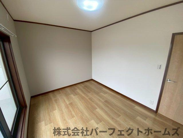 【寝室】の画像