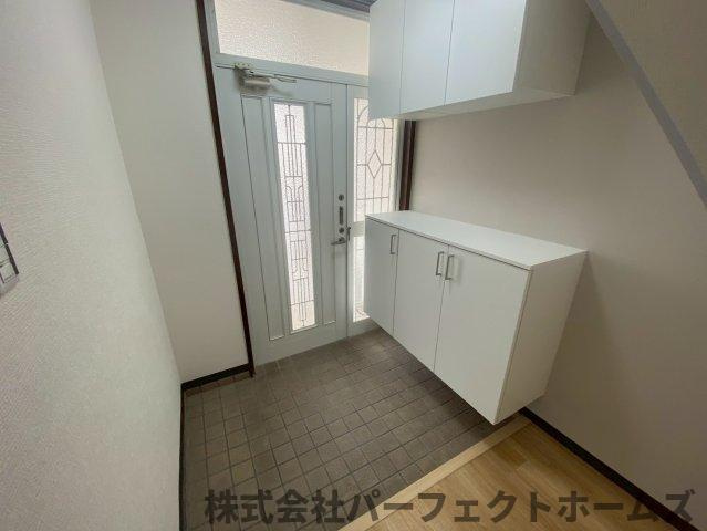 出屋敷元町2丁目戸建の玄関|きれいな玄関です