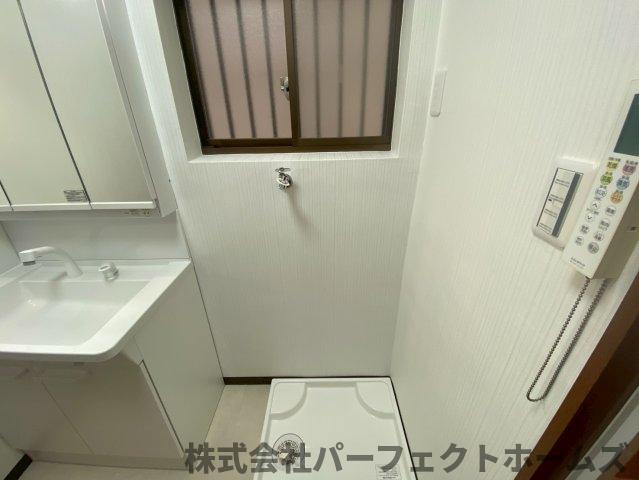 出屋敷元町2丁目戸建のランドリースペース