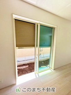 【設備】 | ハートフルタウン宇都宮市西川田駅1期　1号棟 | シャッター雨戸で防犯性アップ♪
