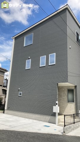 春日部市増富　未入居一戸建ての外観