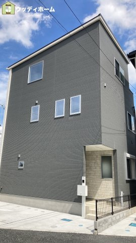 春日部市増富　未入居一戸建ての外観