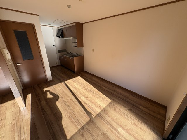 プランドールMITANI　B棟の居間・リビング