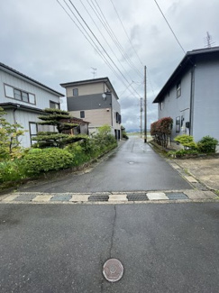 【前面道路含む現地写真】 | 井栗2丁目　売家