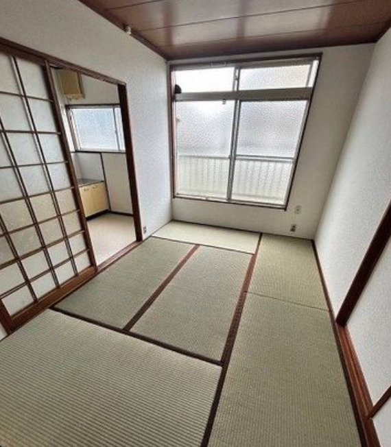 和歌山市中之島　収益アパート　高利回り物件　満室稼働中の和室