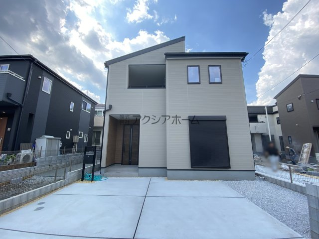 入間市久保稲荷5丁目・全5棟　新築一戸建　2号棟の外観|【全5棟・2号棟】建築中写真(2025年7月28日撮影)