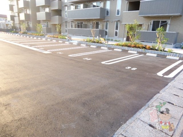 プレジオあくら　Ａの駐車場