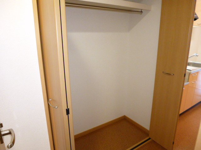 Ｔ－ＳＡＩＳＯＮ倉敷の収納|廊下収納