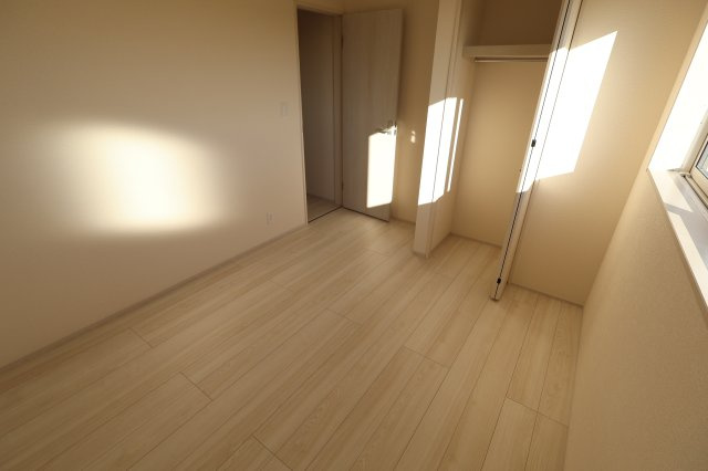 《仲介手数料無料》西区大字島根830新築一戸建てリーブルガーデンの洋室