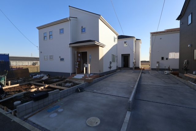 《仲介手数料無料》西区大字島根830新築一戸建てリーブルガーデンの外観